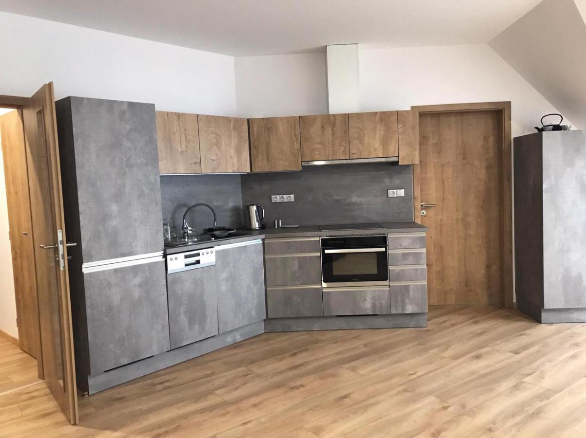 Appartement Apartman T5 Vrchlabí Extérieur photo